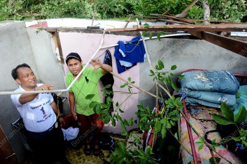 PG02_23052012_BUMBUNG_TERBANG