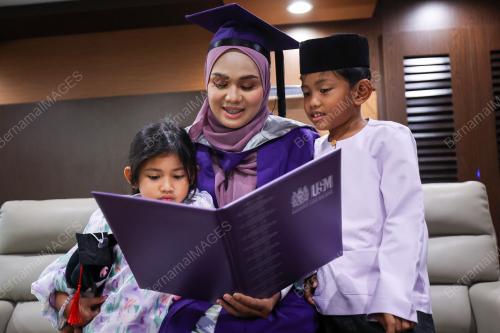 EZURIA EDORA DZAFRUL AKHTAR