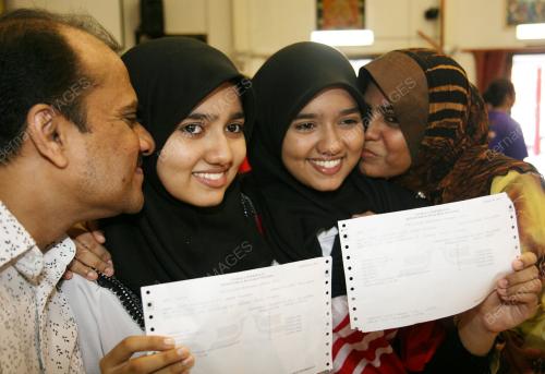 KEPUTUSAN PMR