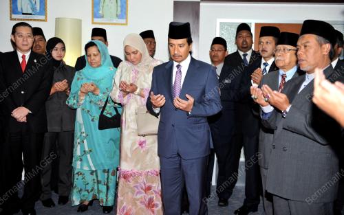 TUANKU MIZAN ZAINAL ABIDIN