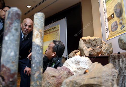 DATUK MAGLIN DENNIS