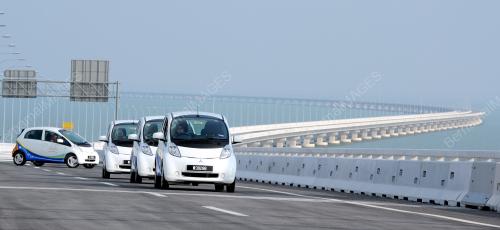 KERETA ELEKTRIK