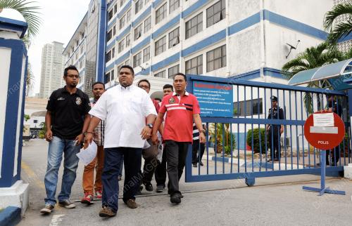 PG02_25062015_PEMUDA_POLIS