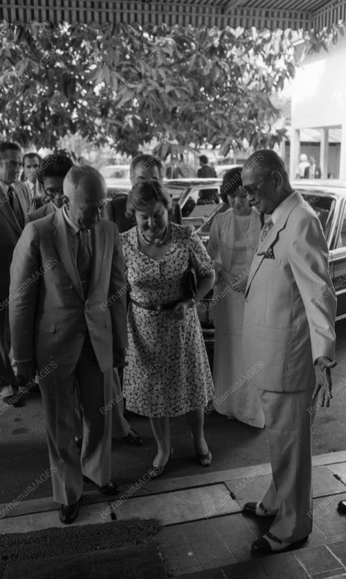 PG02_26012015_LAWAT_TUNKU
