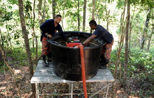 PG02_27022014_BOMBA_AIR