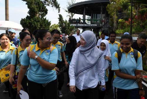 FADHLINA SIDEK