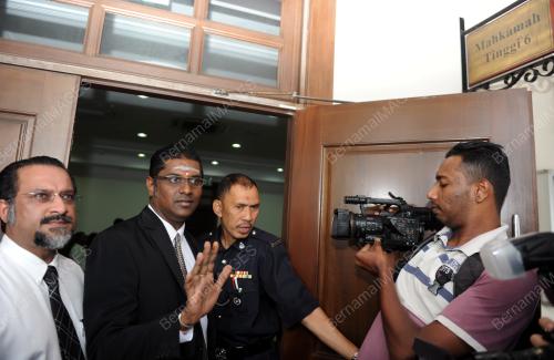PG02_27082014_RAYER_LAMBAI