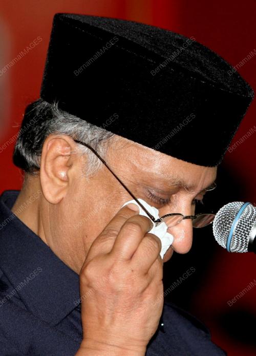 NOR MOHAMED YAKCOP