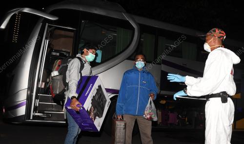 PELAJAR IPTA PULANG