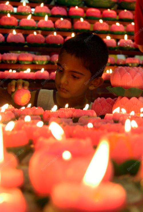 HARI WESAK