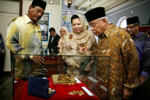 PAMERAN TUNKU