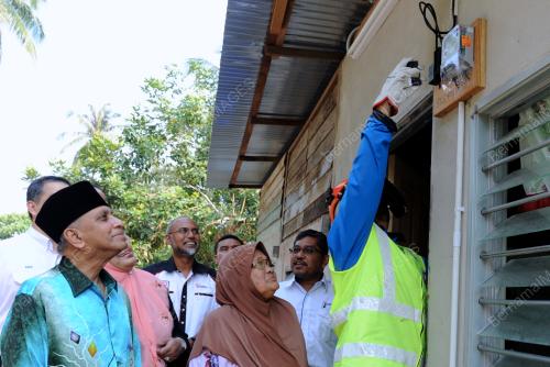 PG02_28072012_MENTERI_ELEKTRIK