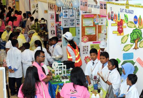 PG02_29062013_PAMERAN_SAINS