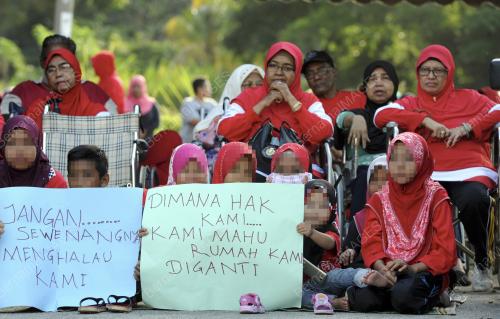 PG02_29122015_BANTAHAN