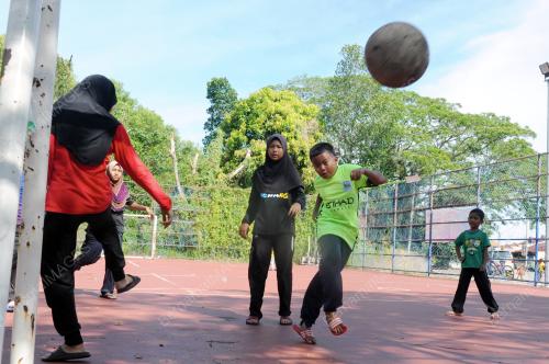 PG02_30012016_KARNIVAL_BOLA