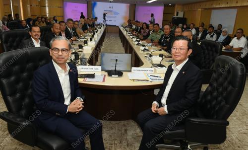 DATUK FAHMI FADZIL