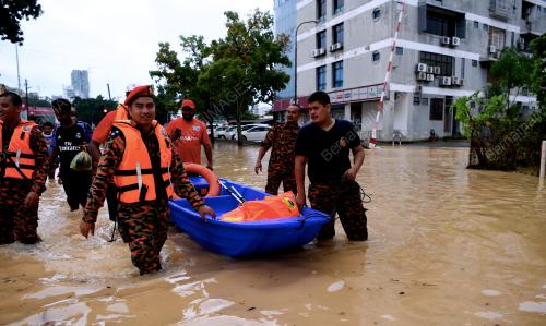 PG02_30072018_BOMBA_BANJIR