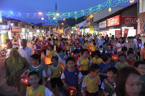 PG02_30092012_TANGLUNG