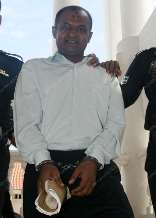 PG02_31012011_MAHKAMAH
