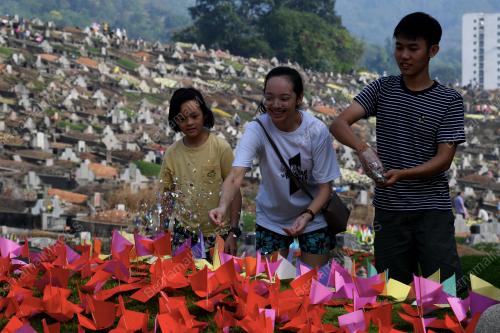 PG02_31032019_WARNA_WARNI_BN201903315021