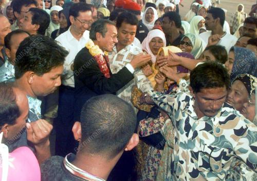 PG03-28_06_01_PM-SALAM_27012016