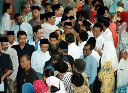 PG03-29_06_01_PM-SAMBUT_27012016