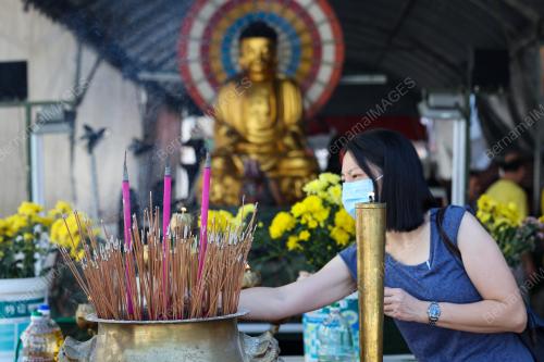 PERSIAPAN HARI WESAK