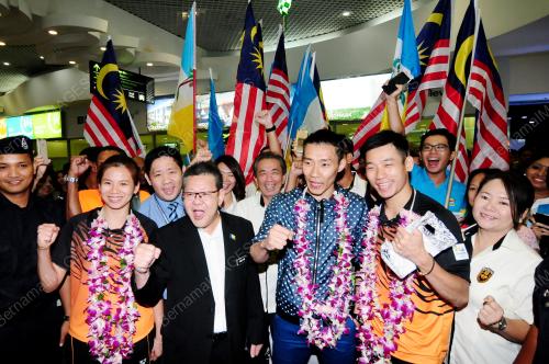 PG03_01092016_BADMINTON