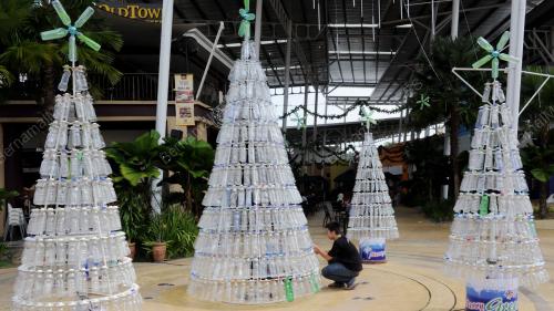 POKOK KRISMAS