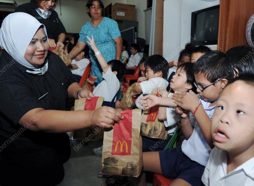PG03_02022012_McDONALD_S