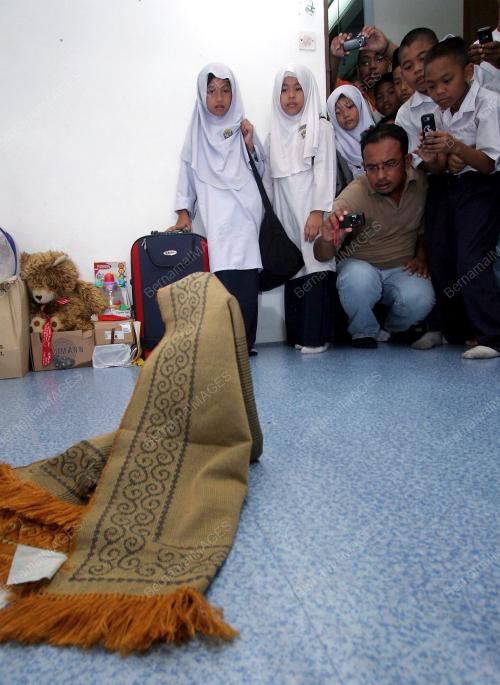 SEJADAH MENEGAH