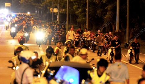 PG03_03062012_POLIS_MOTOR