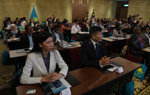 FORUM KAZAKHSTAN-MALAYSIA