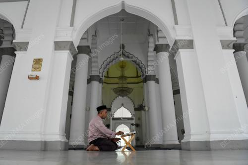 MEMBACA AL-QURAN