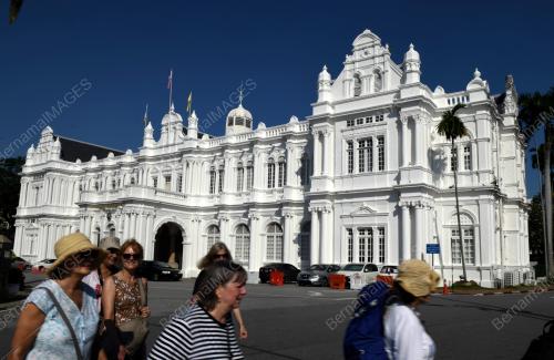 HARI WARISAN
