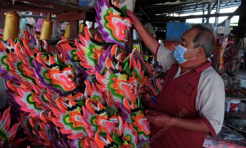 KAYU COLOK TRADISIONAL