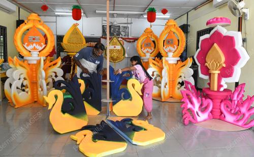 PEMBUAT KAVADI