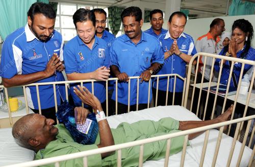 PG03_06112012_PEMUDA_PESAKIT