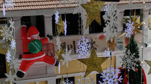 HIASAN KRISMAS