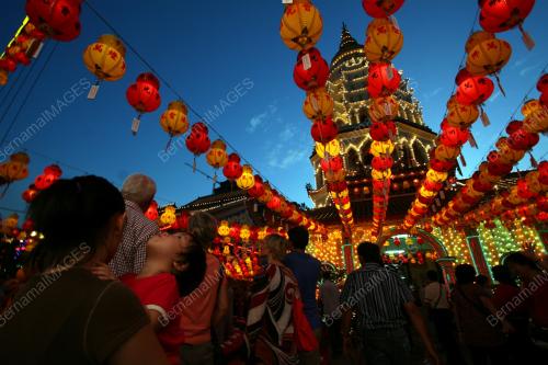KEK LOK SI
