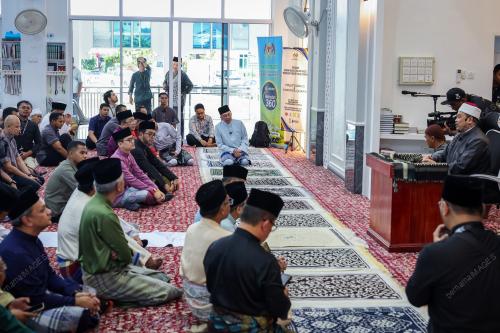 DATUK SERI ANWAR IBRAHIM