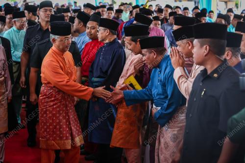 AL-SULTAN ABDULLAH RI'AYATUDDIN AL-MUSTAFA BILLAH SHAH