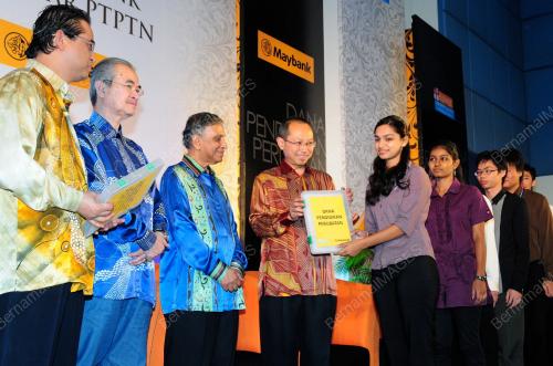 PG03_07102012_AUCMS_MAYBANK