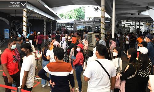 BUKIT BENDERA