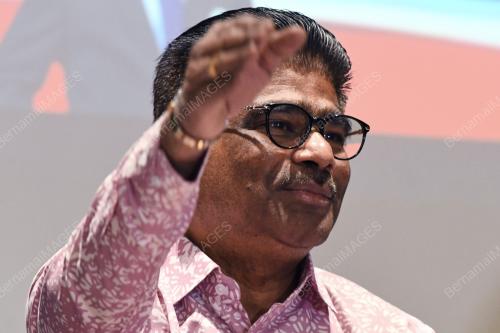 LATIH TUBI