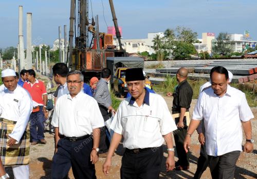 PG03_08032013_MENTERI_LAWATAN