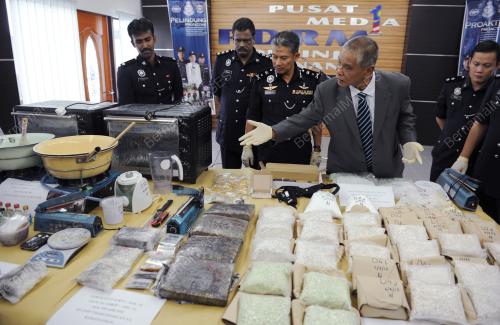 PG03_08082012_POLIS_DADAH