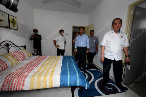 DATUK SERI DR WAN JUNAIDI TUANKU JAAFAR