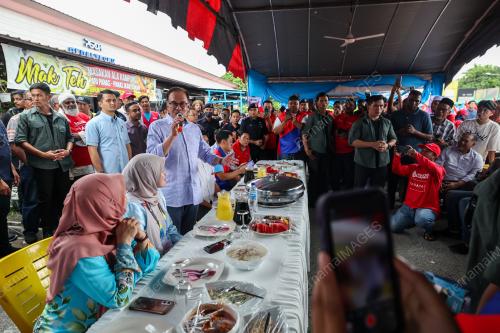 DATUK SERI ANWAR IBRAHIM