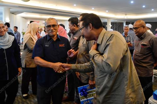 DATUK SERI RONALD KIANDEE